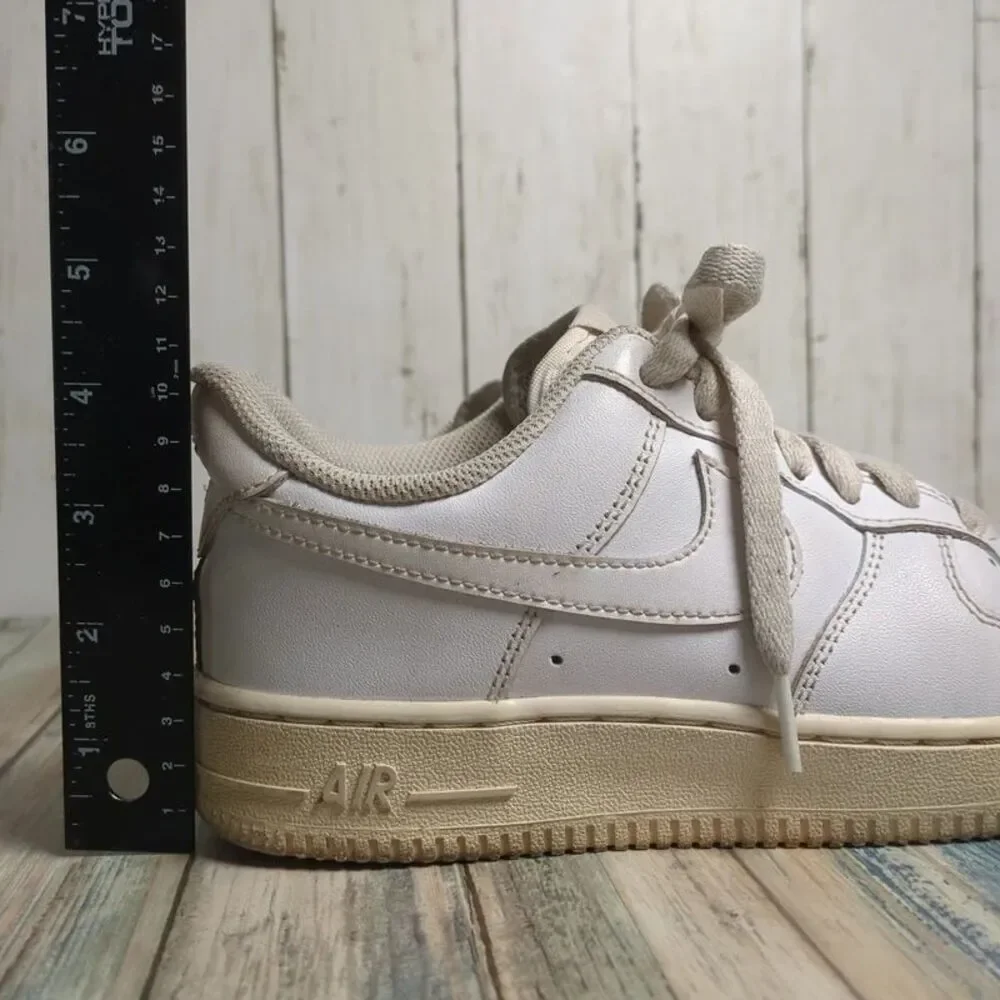 Nike Air Force 1 Low Top White Leather Sneakers Shoes Womens 7